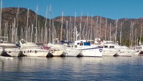 Motor Yacht For Sale Dubai